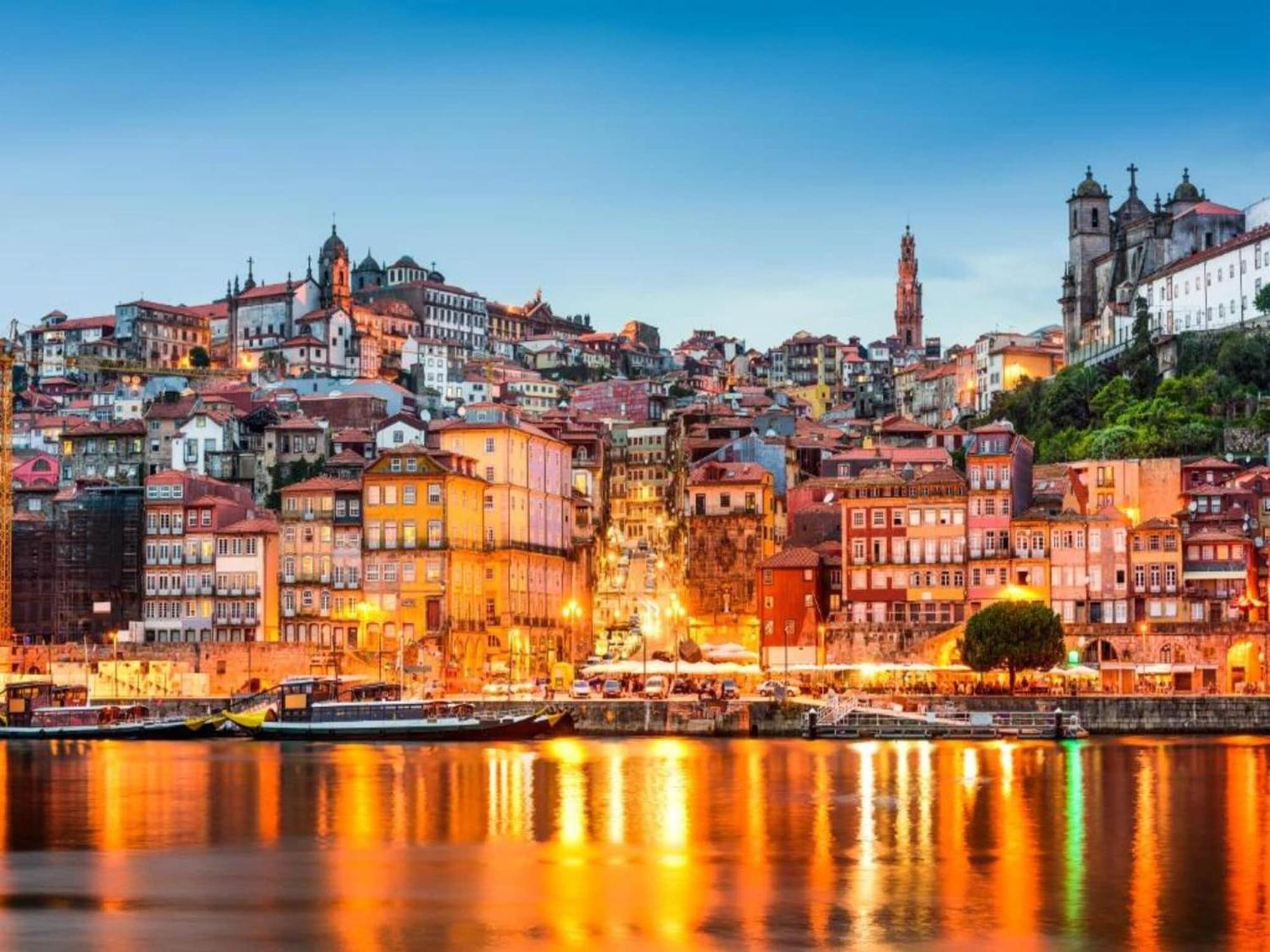 Apartament 1-bedroom In Porto's Heart *