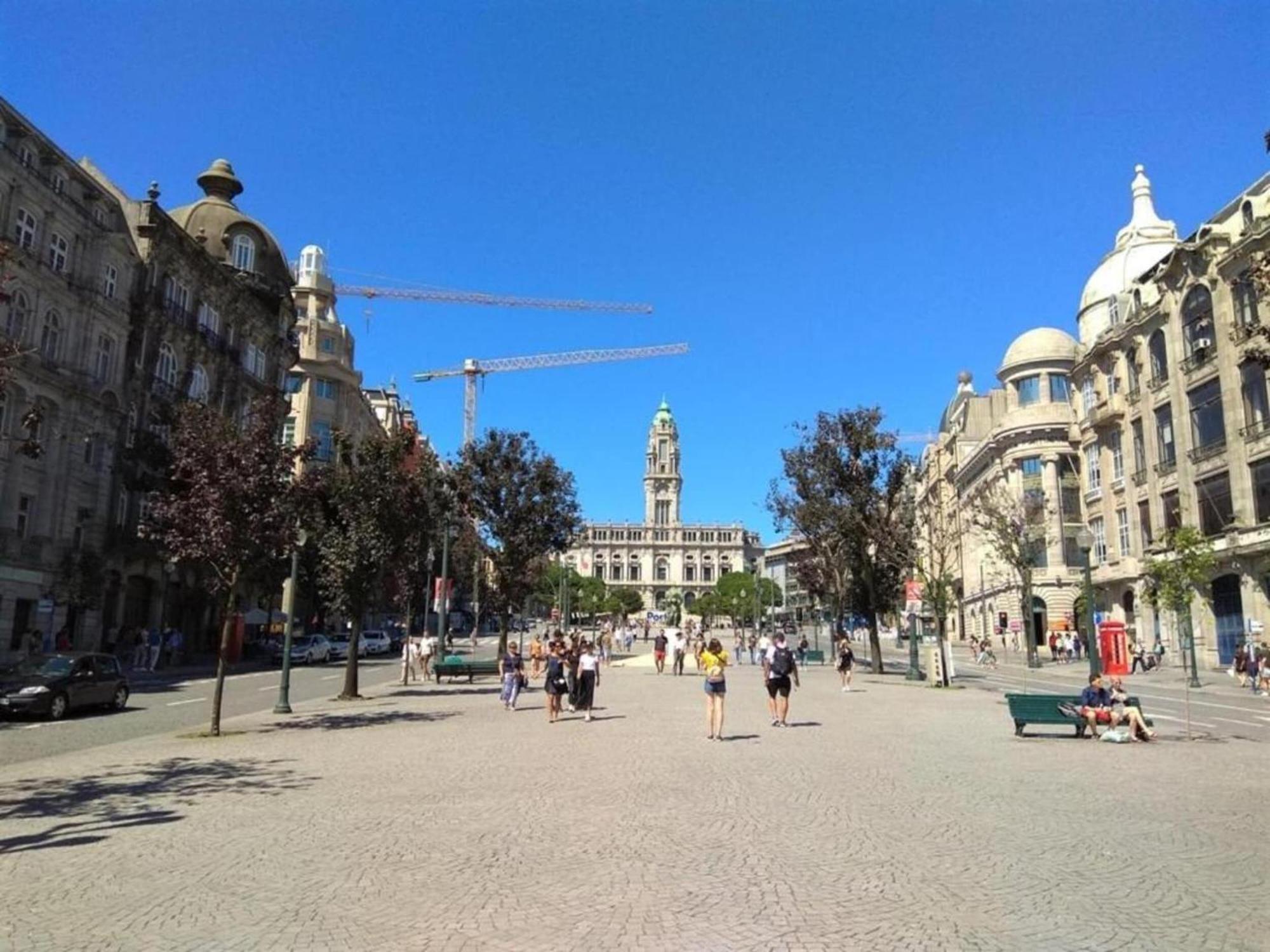 Apartament 1-bedroom In Porto's Heart